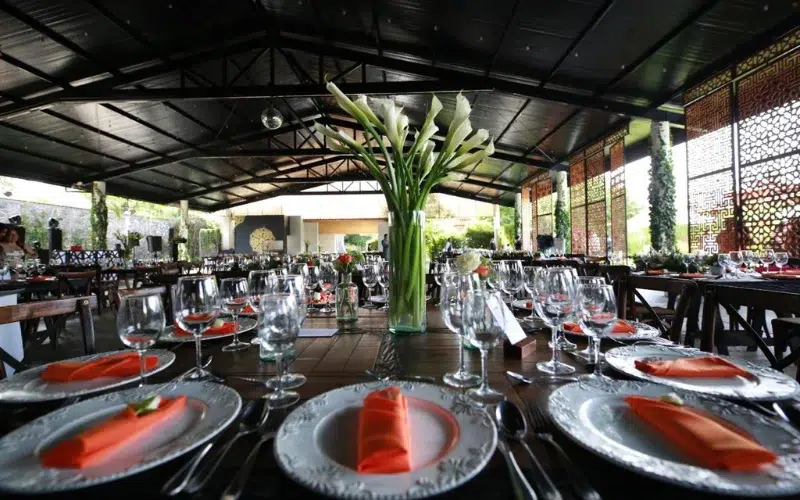 Espacio al aire libre en El Laurel, perfecto para bodas bajo el cielo de Morelos.